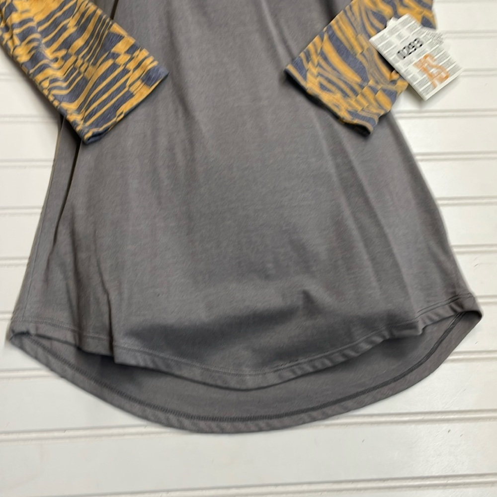 LulaRoe Abstract Randy Top-#0293 - Picture 10 of 12